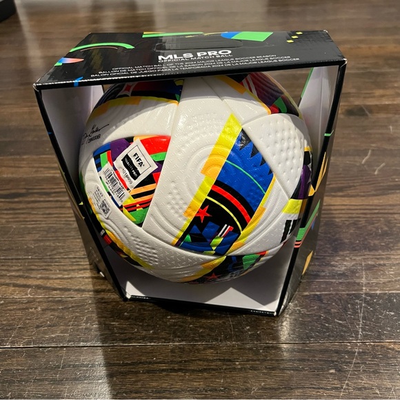 Adidas MLS Pro Official Match Soccer Ball Size 5 - Picture 1 of 4